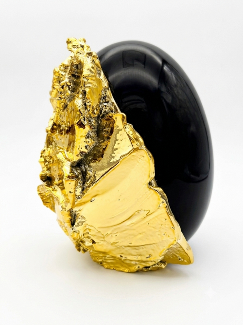 REBEL MINI Gold Black Gloss - scultura uovo nero con elemento dorato